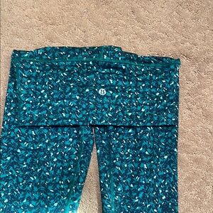 Lululemon Teal Patterned Leggings